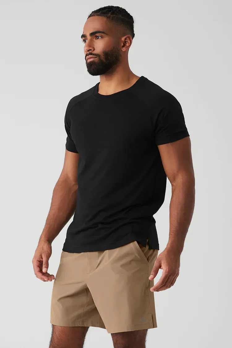 Alo Yoga Triumph Crew Neck Tee