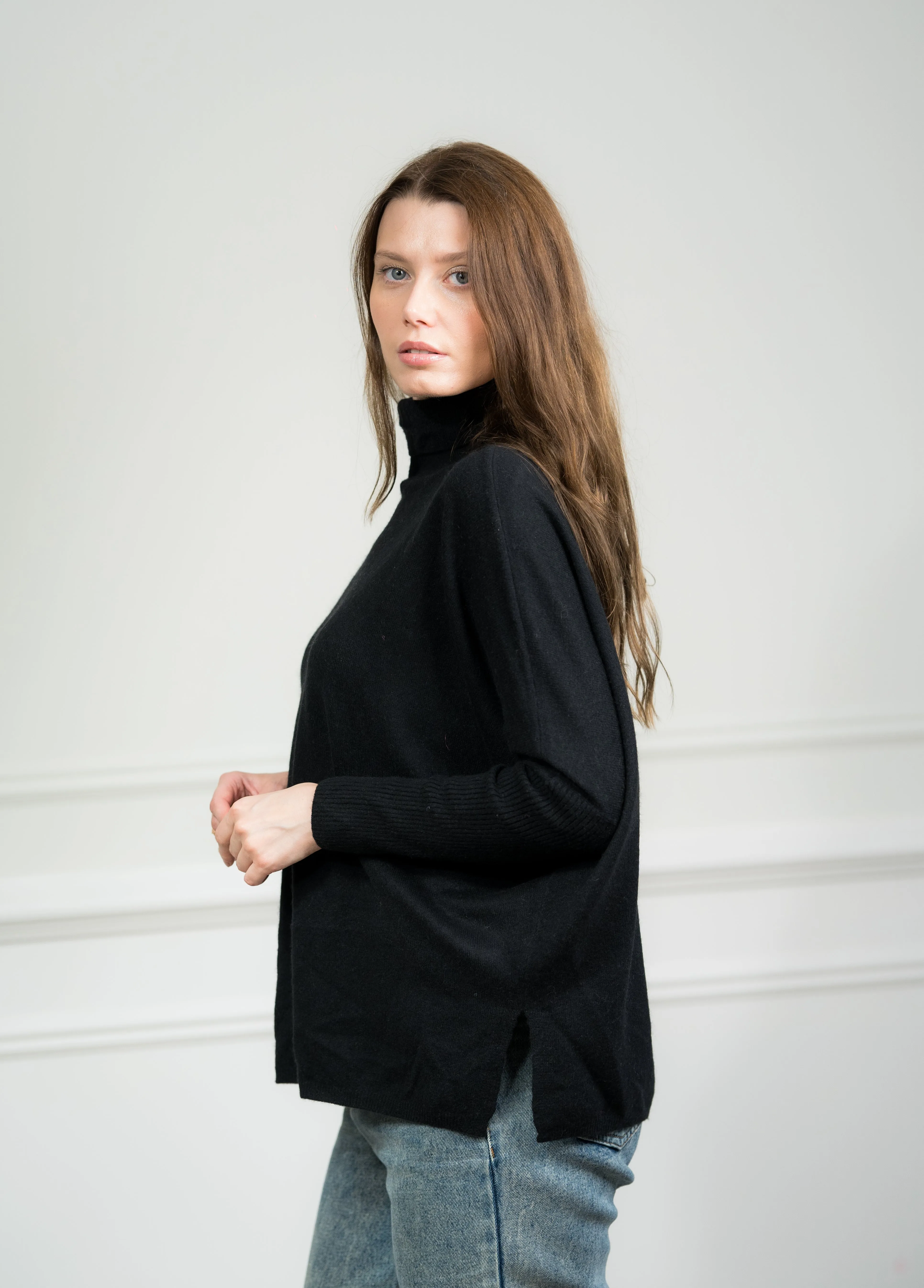 Black Boxy Cashmere Sweater