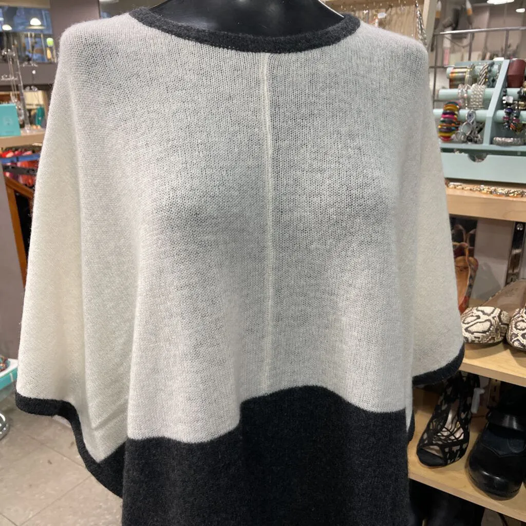 Brodie Sweater/Poncho Cashmere S/M