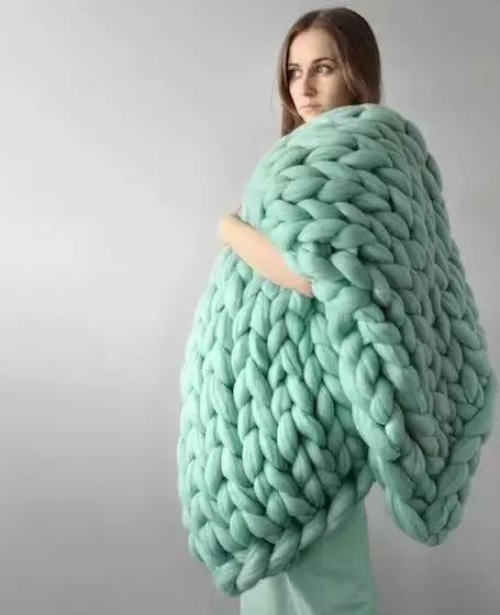 Chunky Knit Blanket