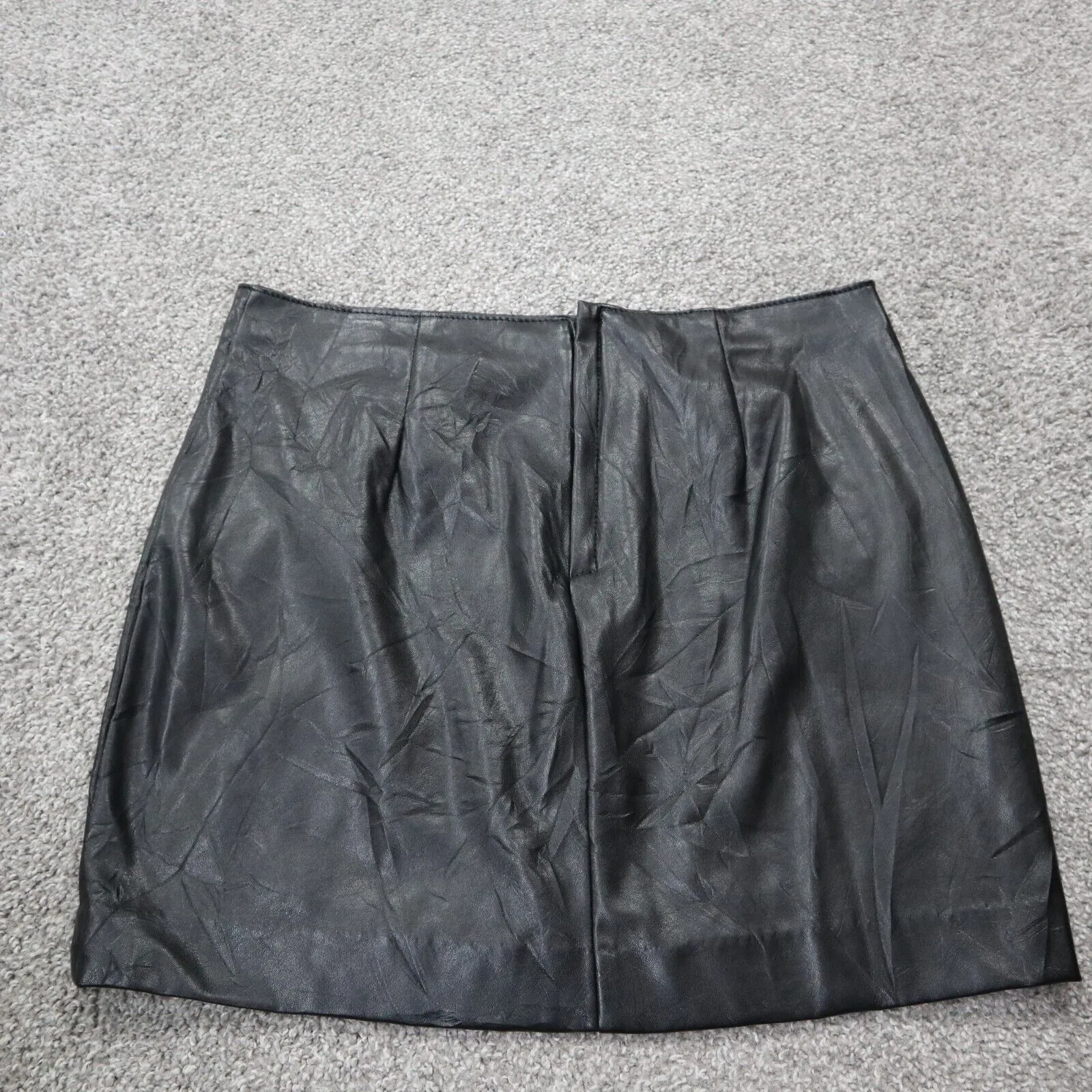 Divided By H&M Womens Faux Leather Mini Skirt Zipper Pockets Black Size US 8