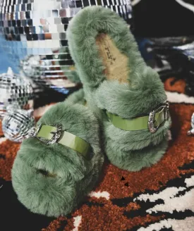 Home buckles SLIPPERS    CACTUS