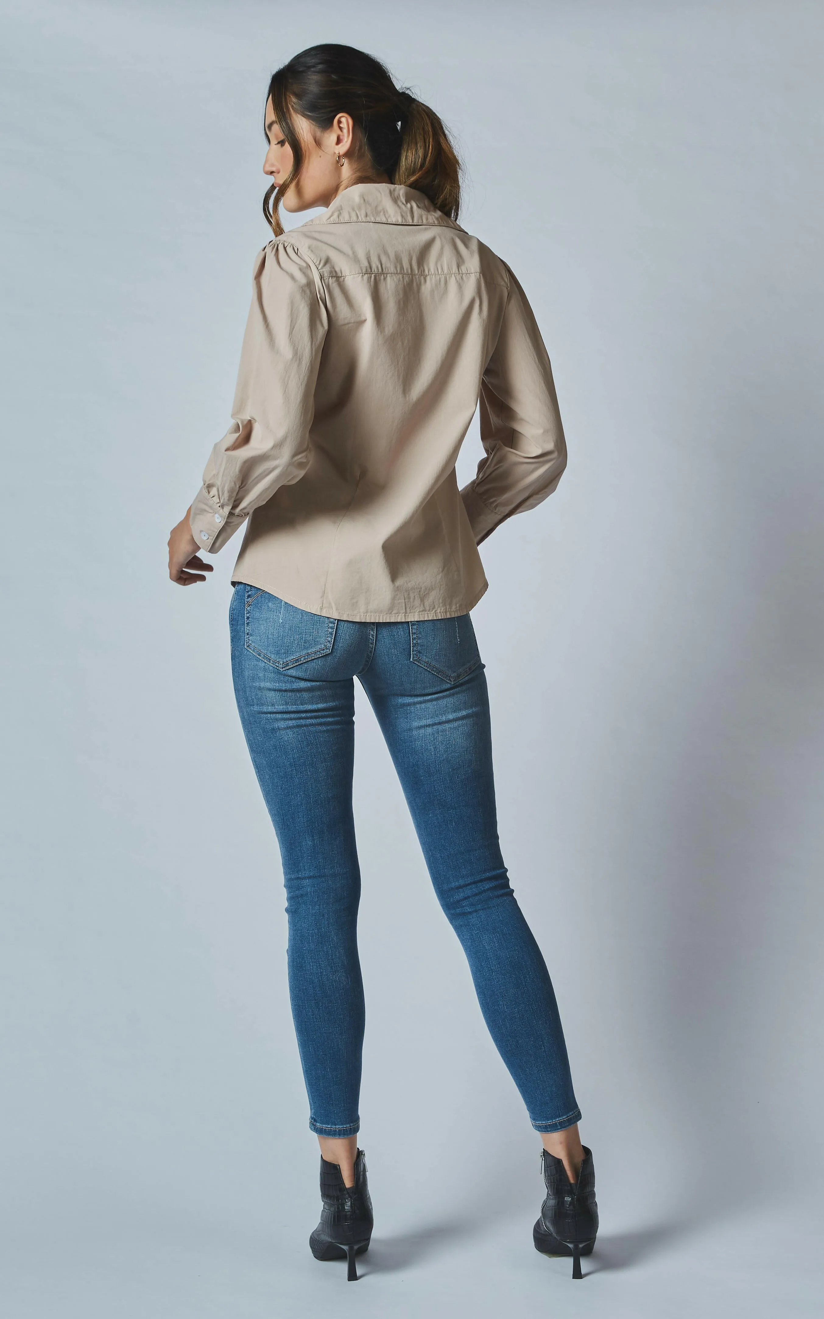 Lauren Mid Rise Insider Jeans