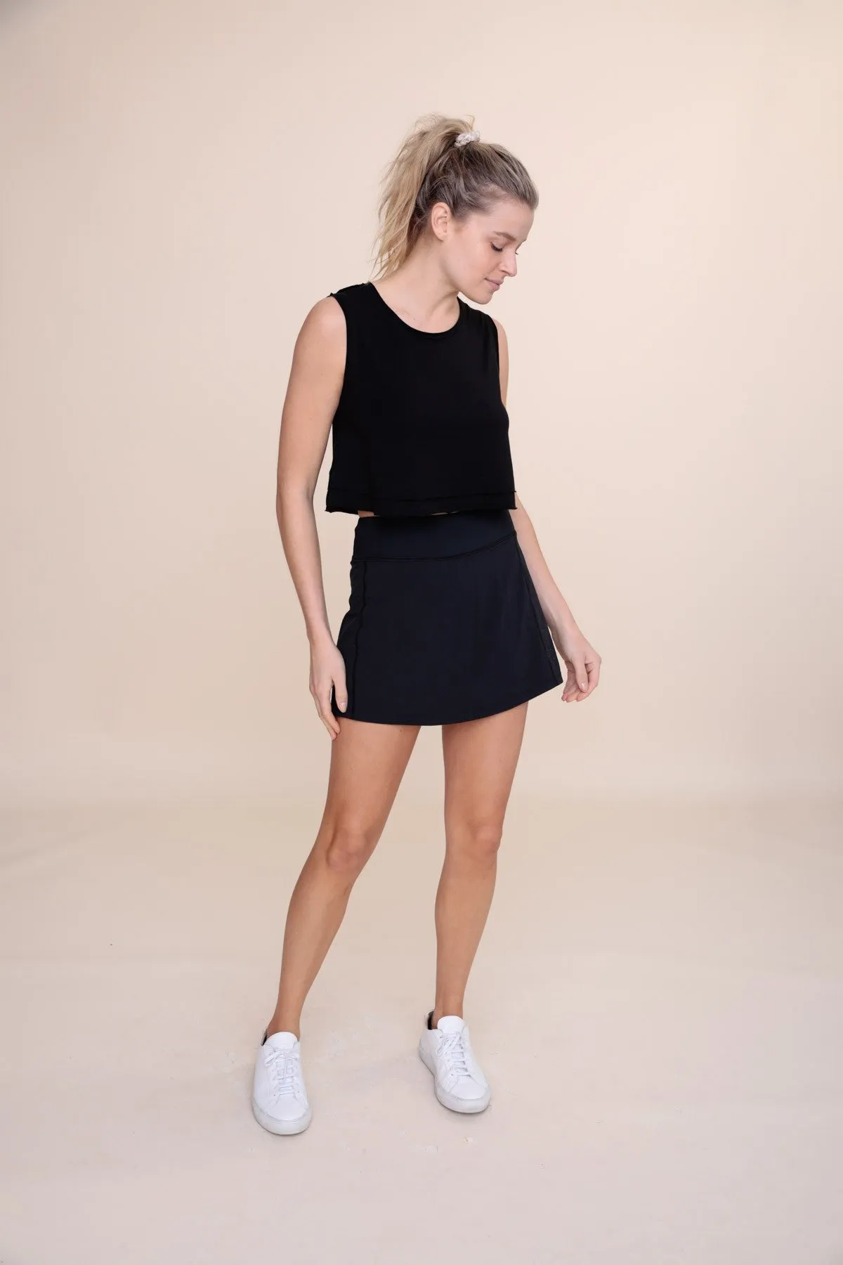 Micro-Perforated Panel Active Tennis Skort | Mono B