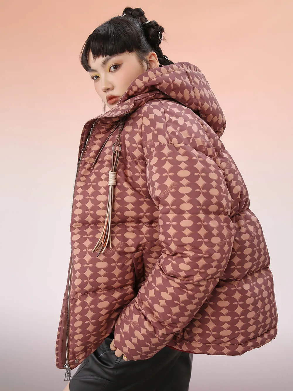 MUKZIN Cropped Hooded Printed Down Jacket