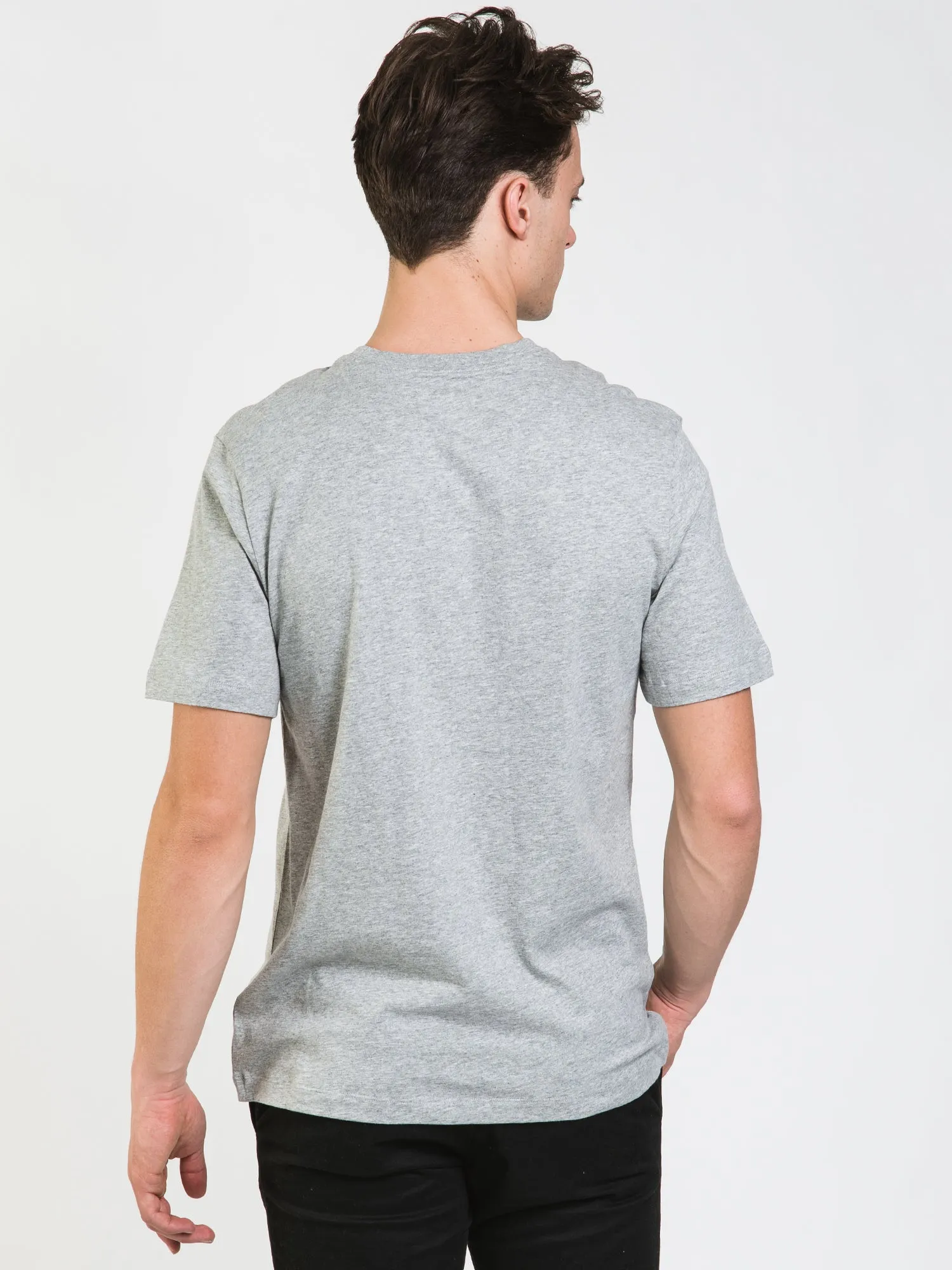 NIKE SPORTSWEAR BRAND MARK T-SHIRT - CLEARANCE