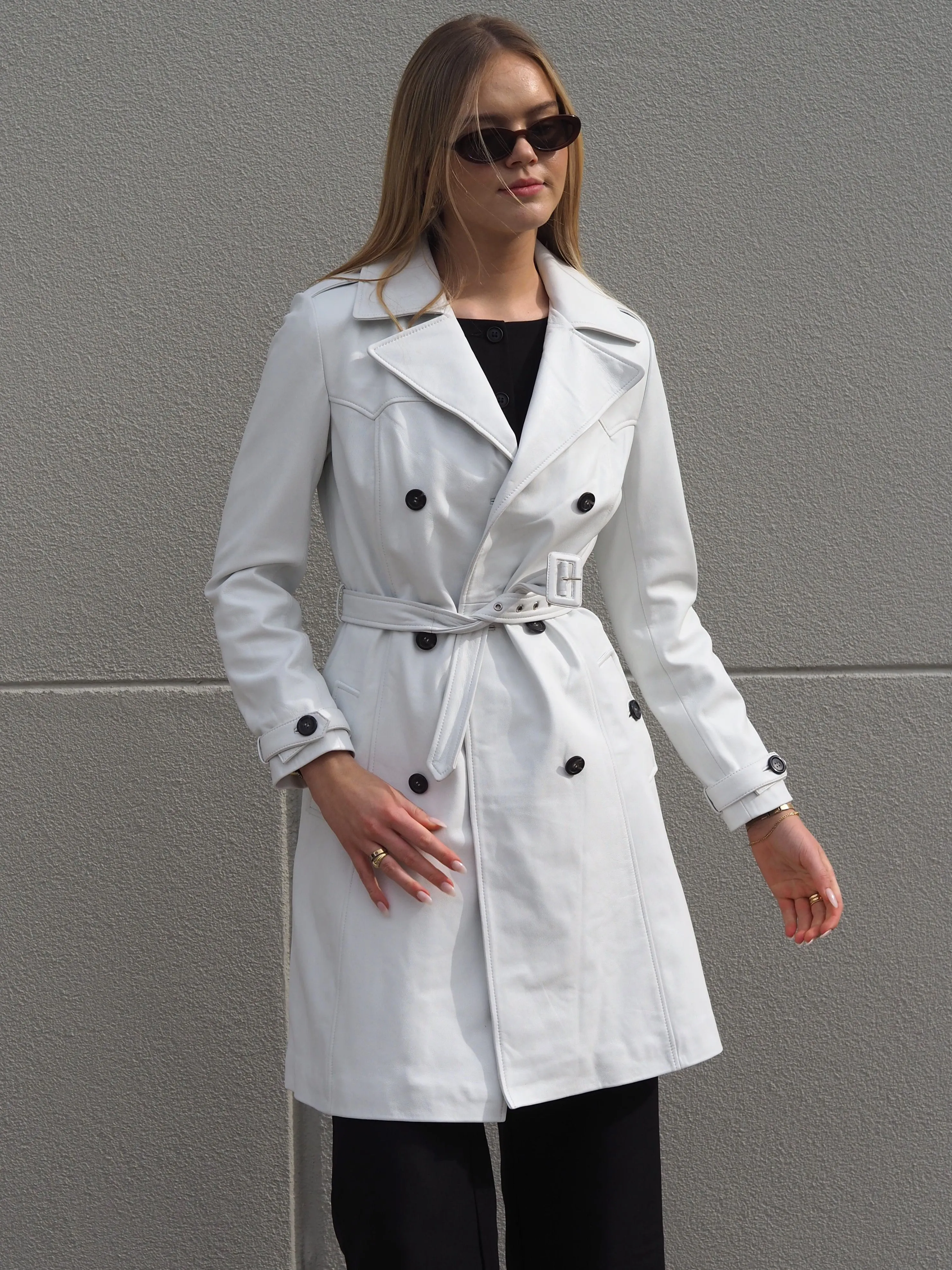 Pheobe Trench | White